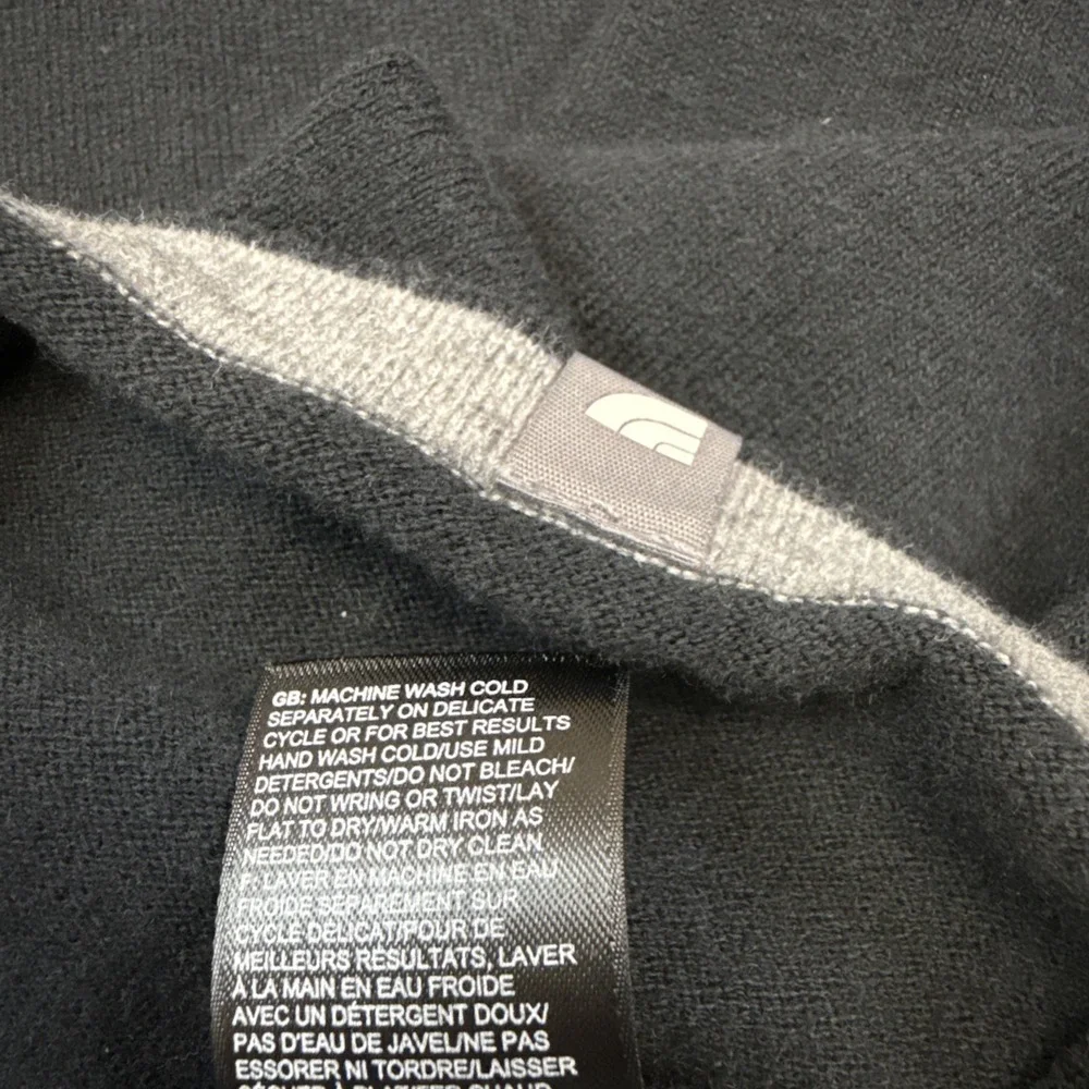 The North Face‎ wool blend sweater men's XXL black v-neck long sleeve casual